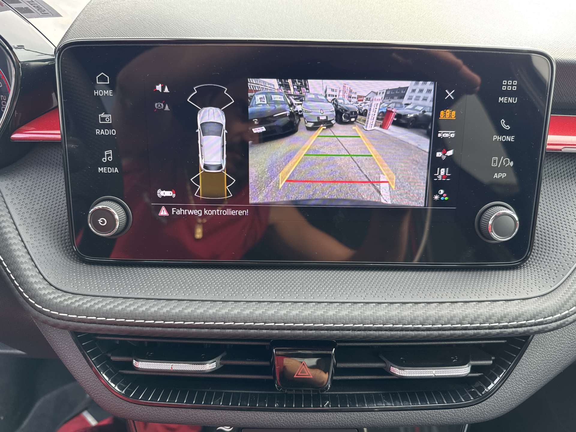SKODA Fabia 1.5 TSi Monte Carlo DSG-Automat-image-8