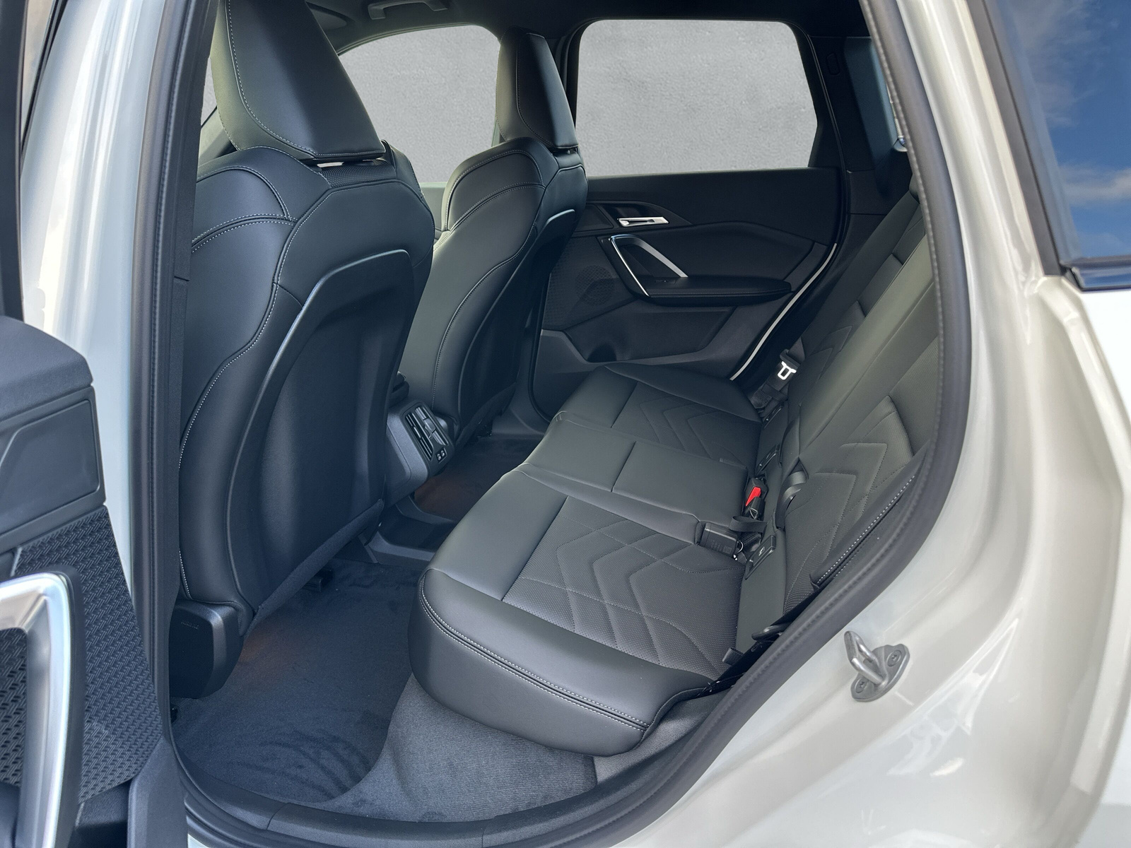BMW X1 xDrive 25e M Sport-image-11