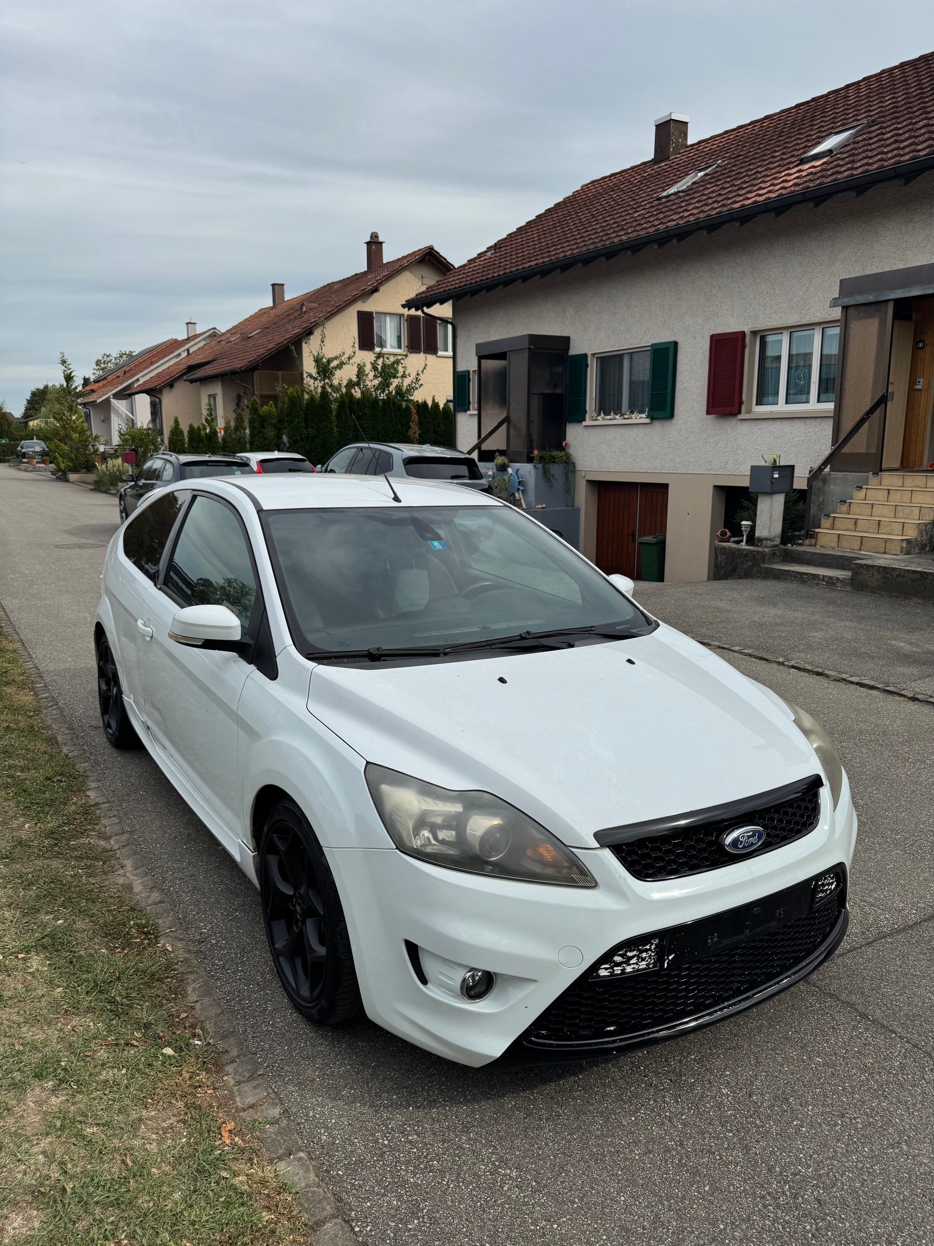 FORD Focus 2.5 Turbo ST-image-1