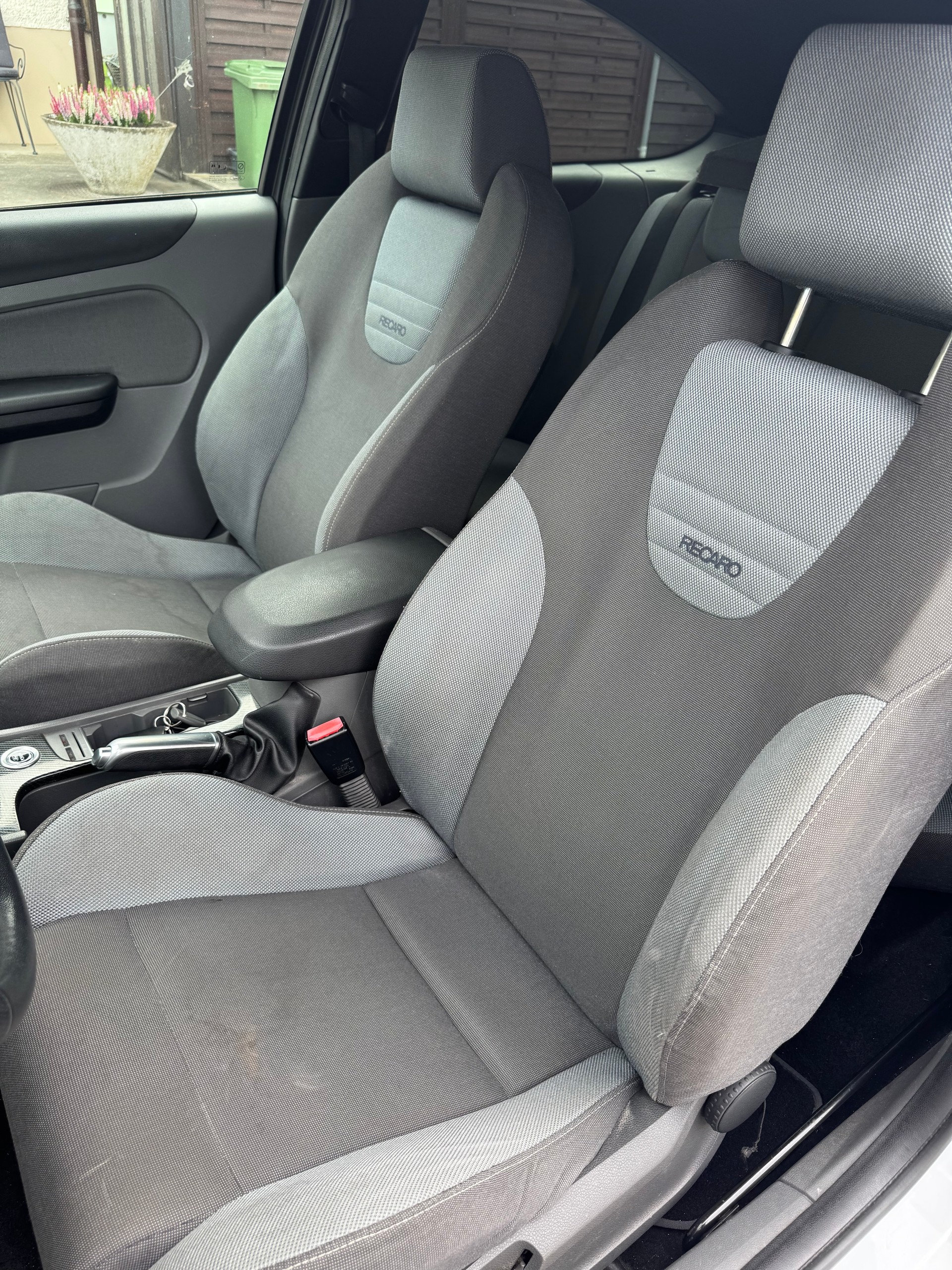 FORD Focus 2.5 Turbo ST-image-6