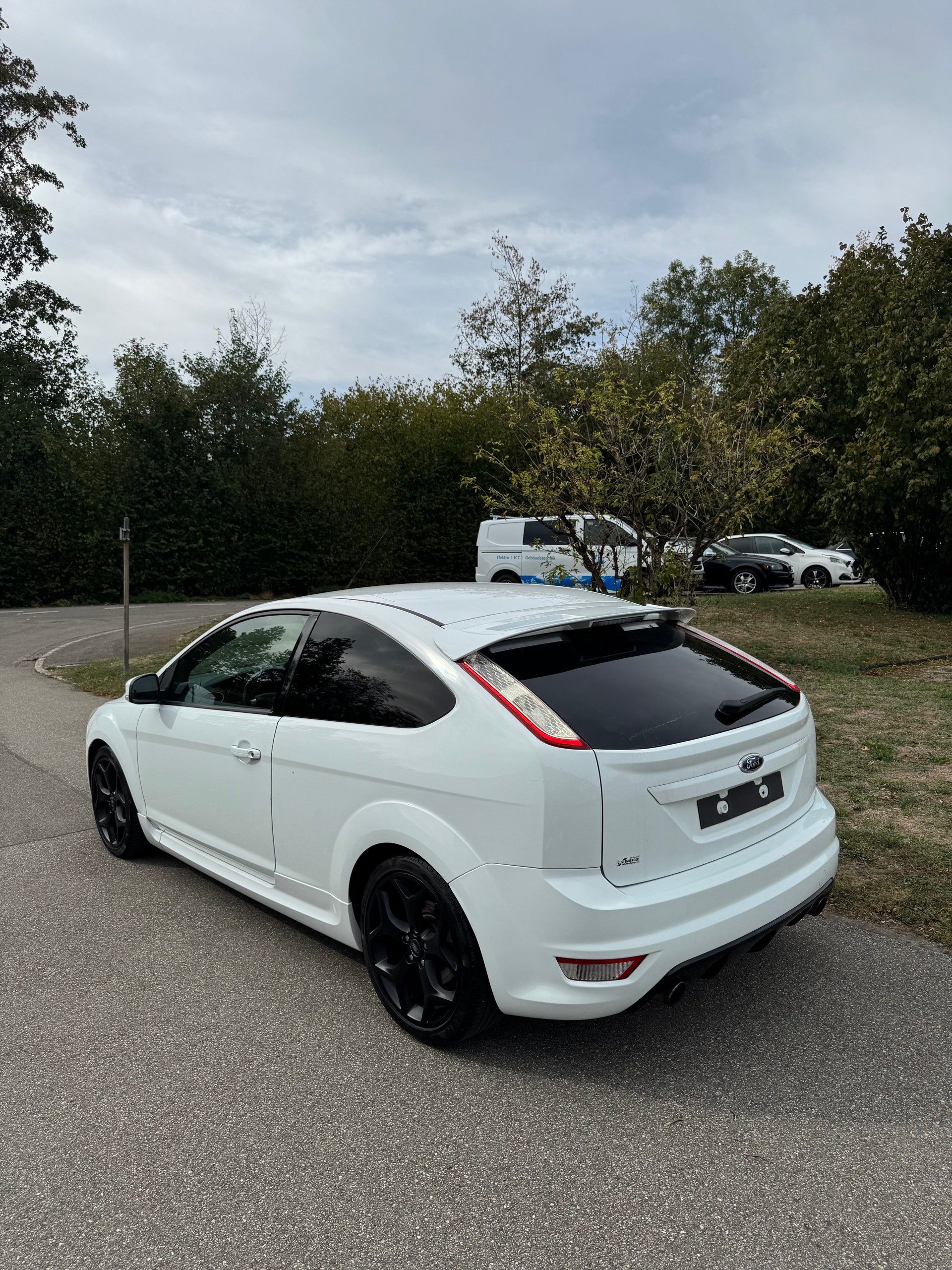 FORD Focus 2.5 Turbo ST-image-2
