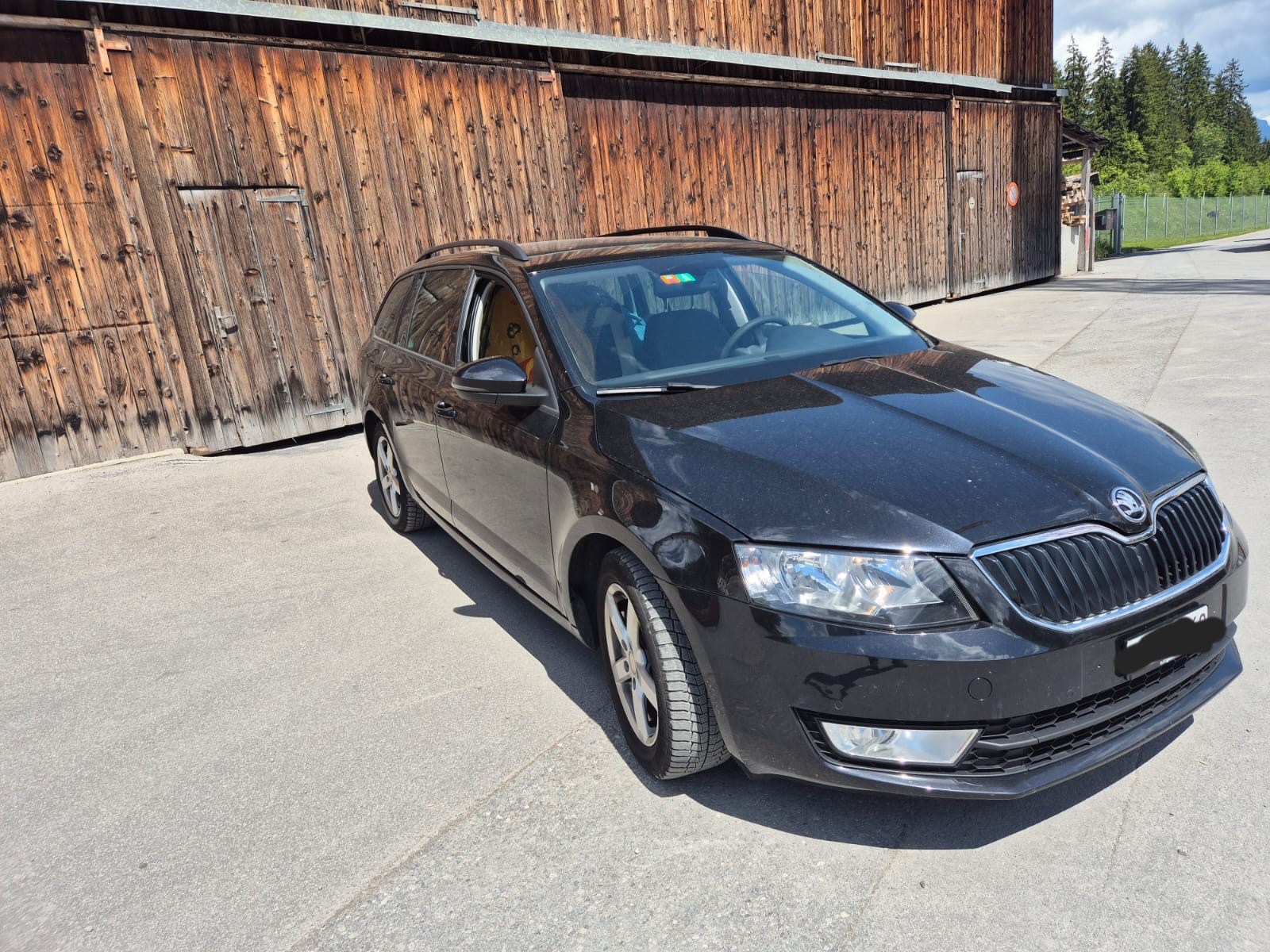 SKODA Octavia Combi 2.0 TDI L&K 4x4-image-1