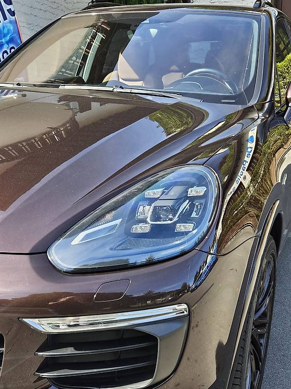 PORSCHE Cayenne S E-Hybrid-image-0