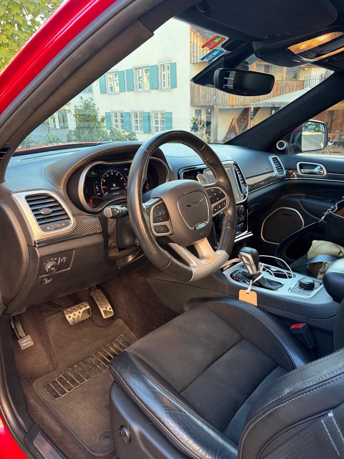 JEEP 6.4 V8 HEMI SRT8-image-4