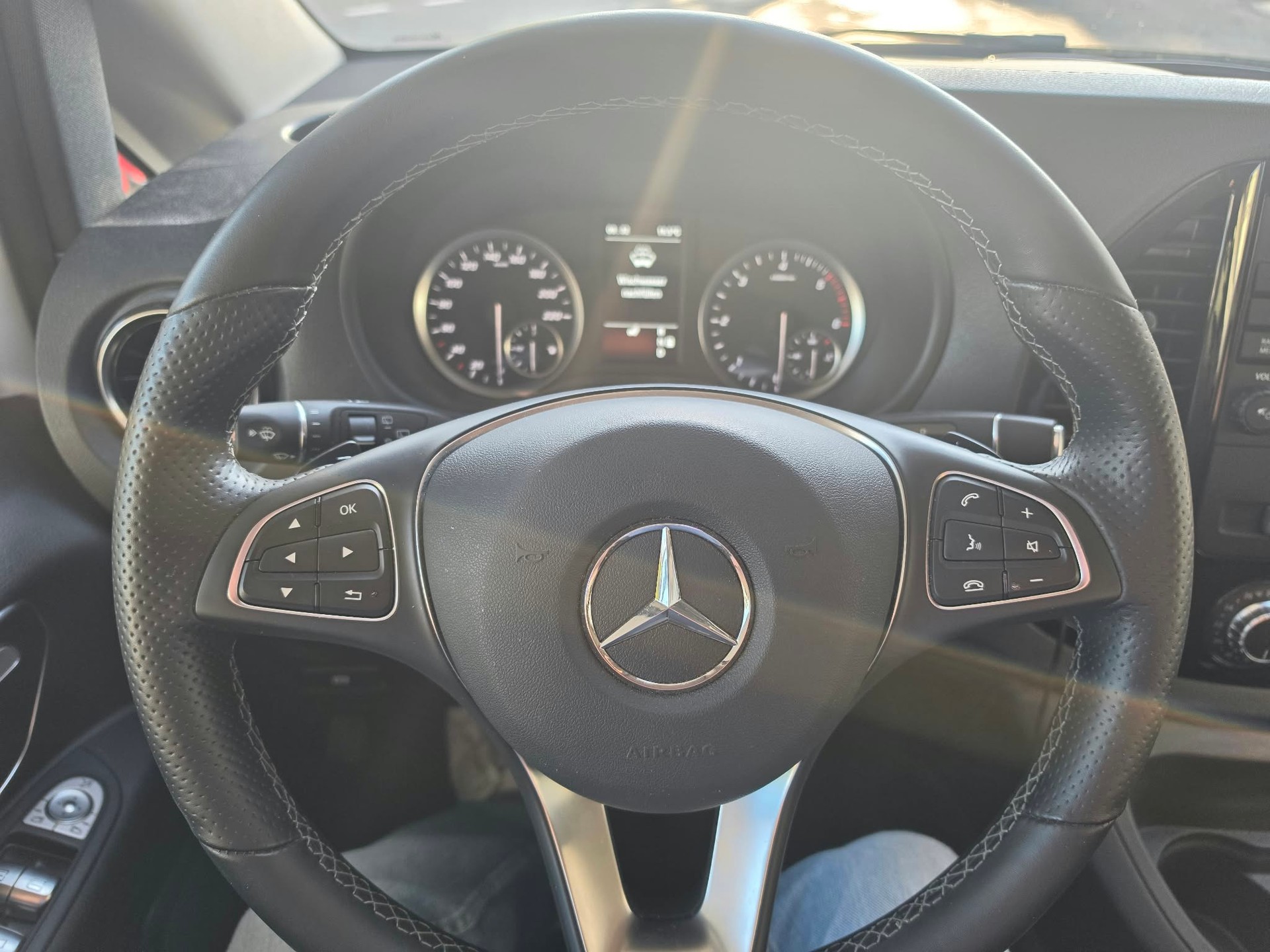 MERCEDES-BENZ 2.0 CDI Pro-image-3