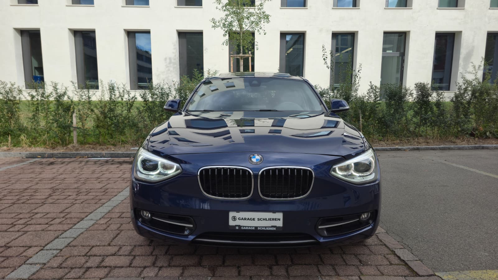 BMW 120d Sport Line| Frisch ab MFK und Service| LED / XENON| Rückfahrkamera| Glasdach| Sitzheizung| Regensensor| PDC Sens.-image-1