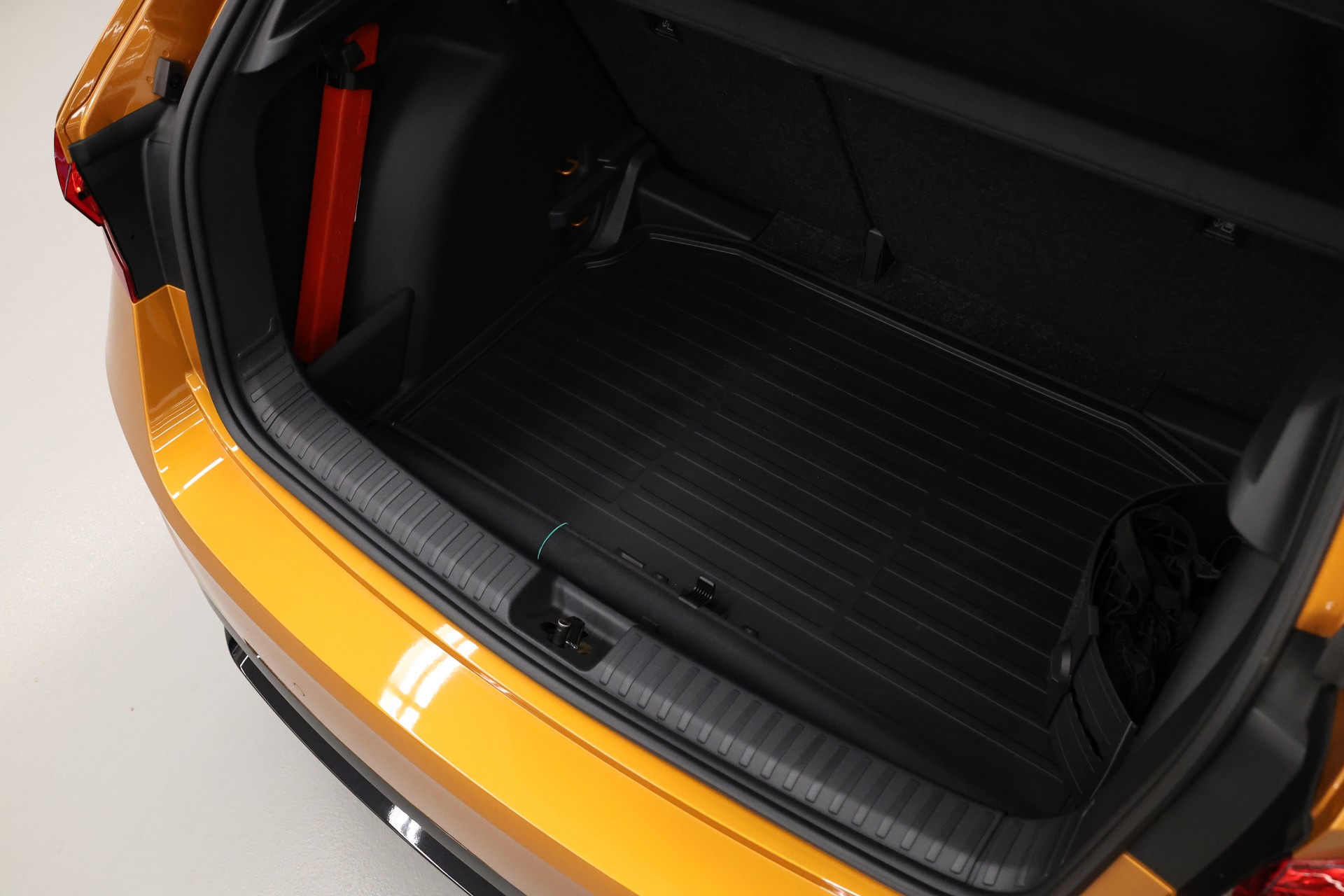 SKODA Fabia 1.0 TSI Monte Carlo DSG-image-24