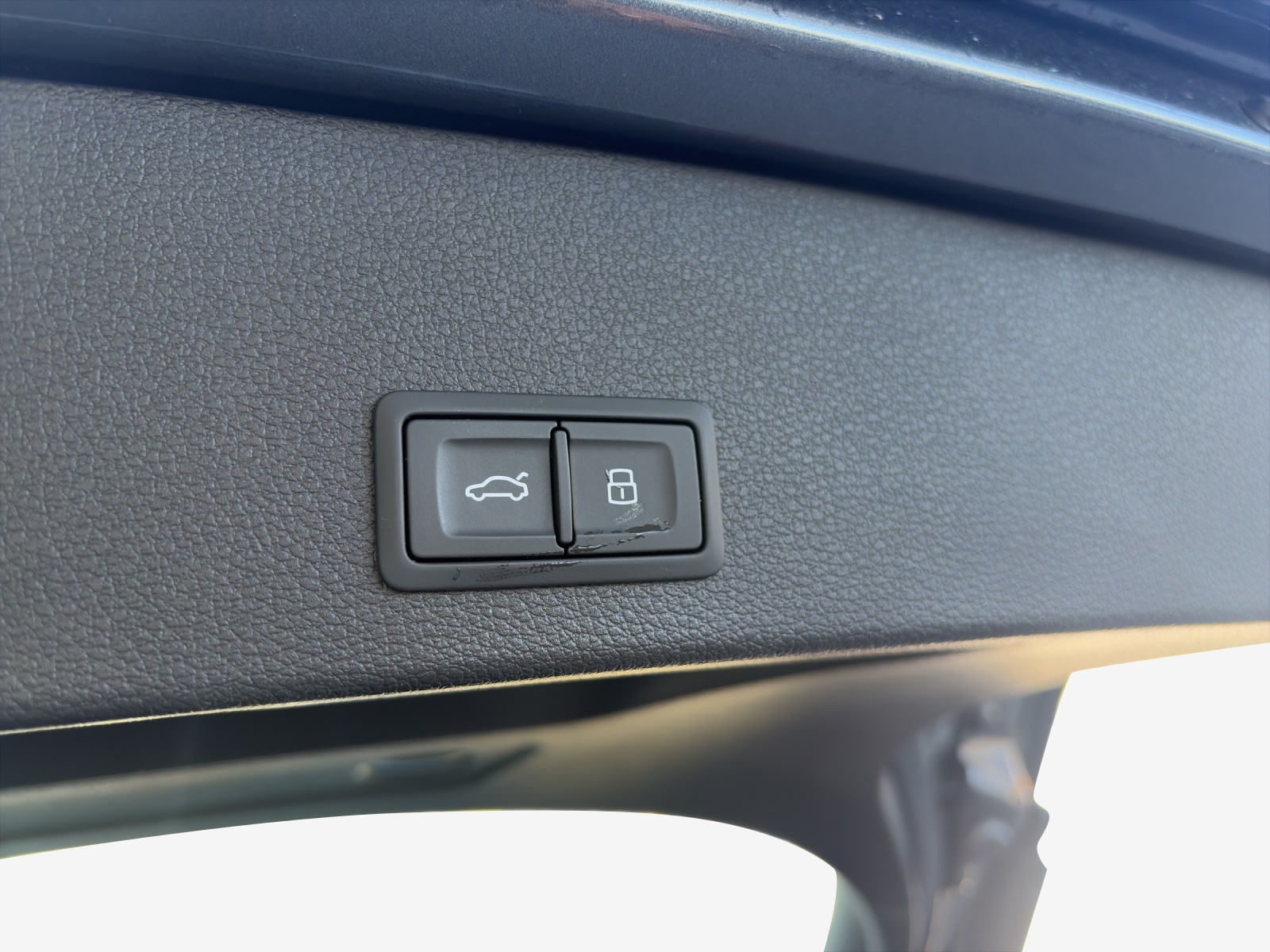 AUDI Q2 35 TFSI S line S-tronic-image-13