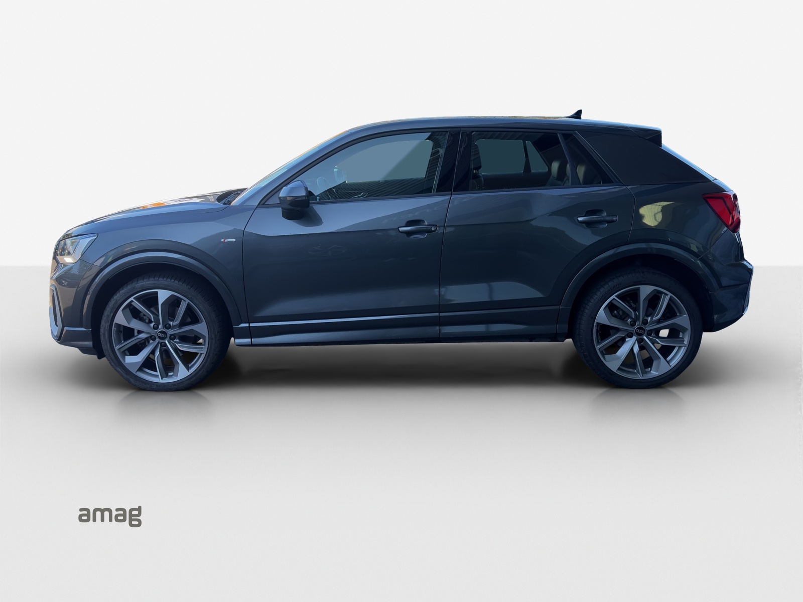 AUDI Q2 35 TFSI S line S-tronic-image-1