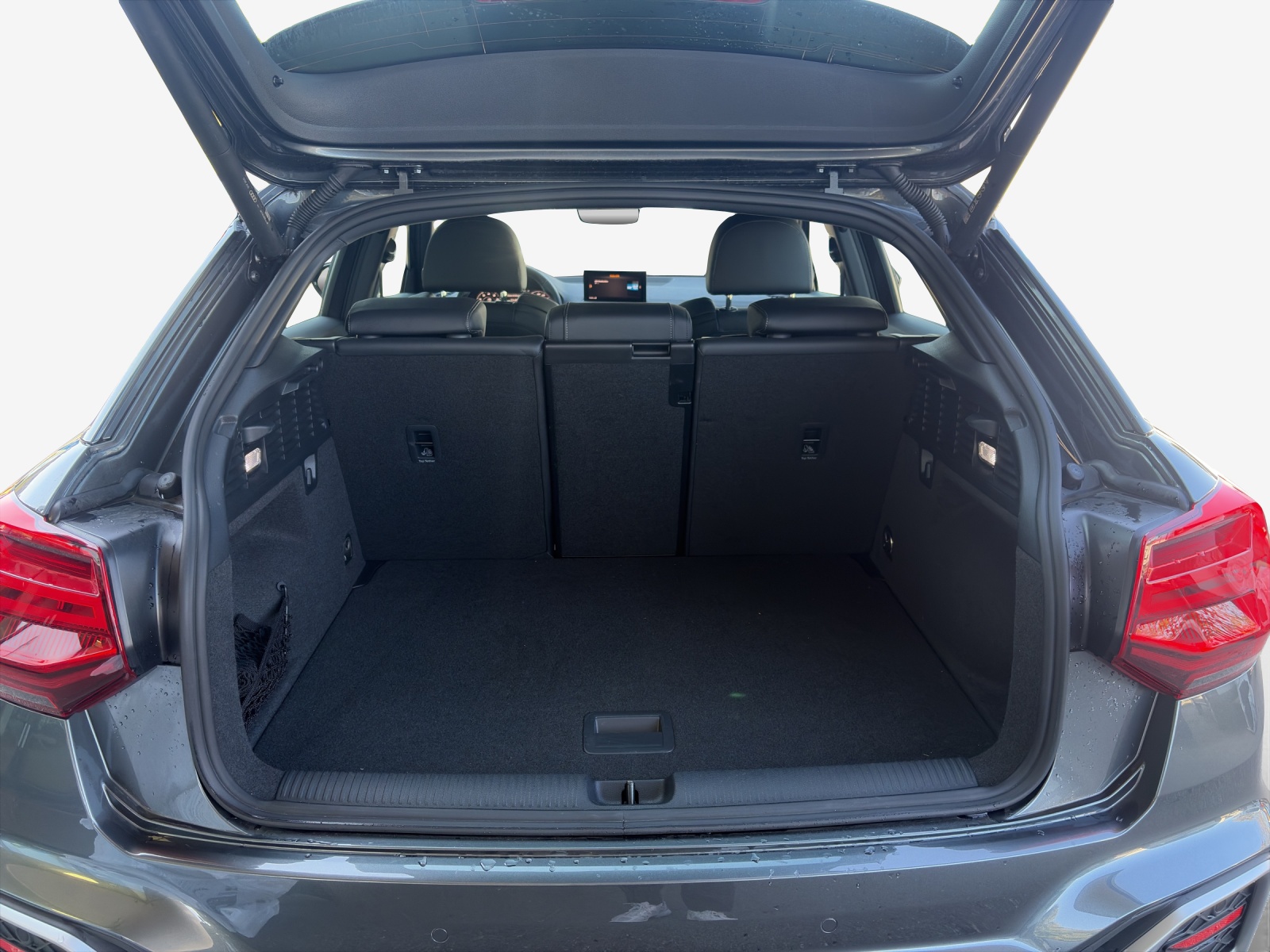 AUDI Q2 35 TFSI S line S-tronic-image-12