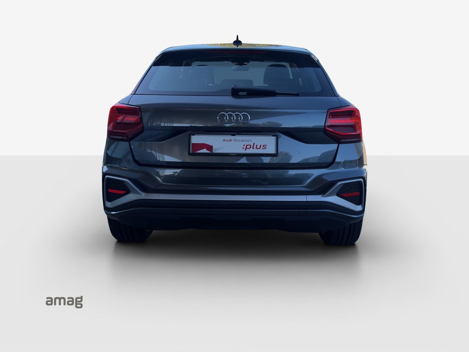 AUDI Q2 35 TFSI S line S-tronic-image-3