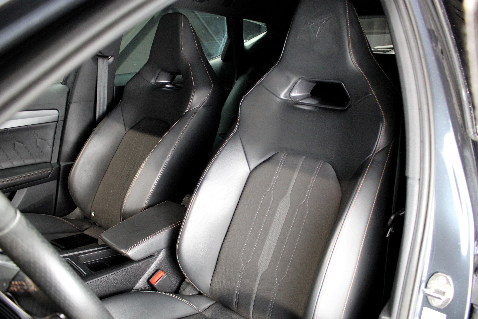CUPRA Formentor 2.0TSI VZ 4Drive DSG-image-3