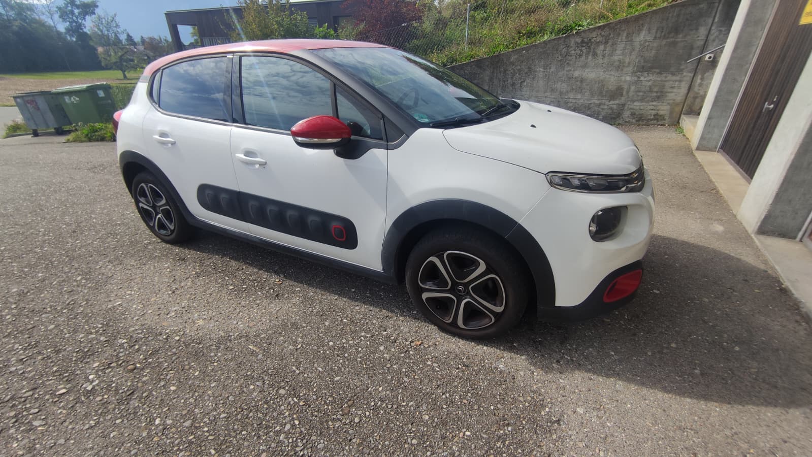 CITROEN 1.2 PureTech Feel-image-1