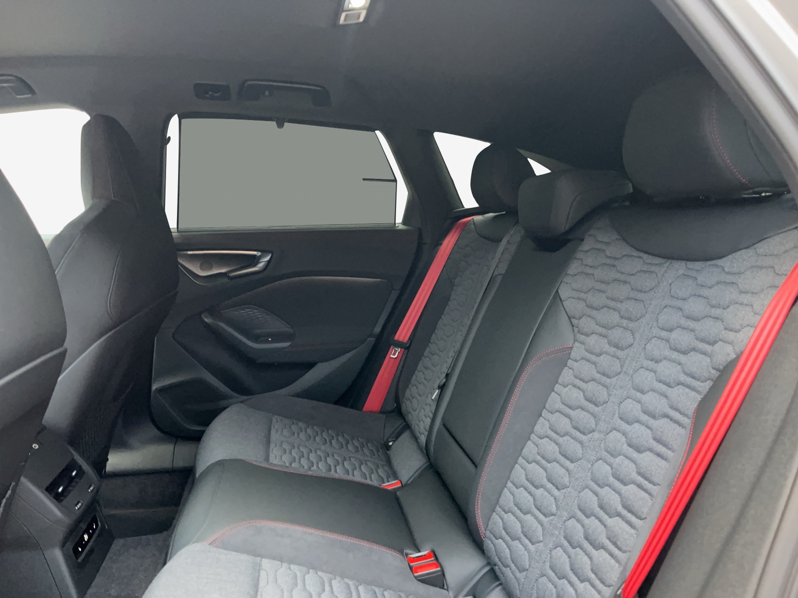 AUDI RS 5 Avant TFSI 470 kW Tiptronic quattro-image-11