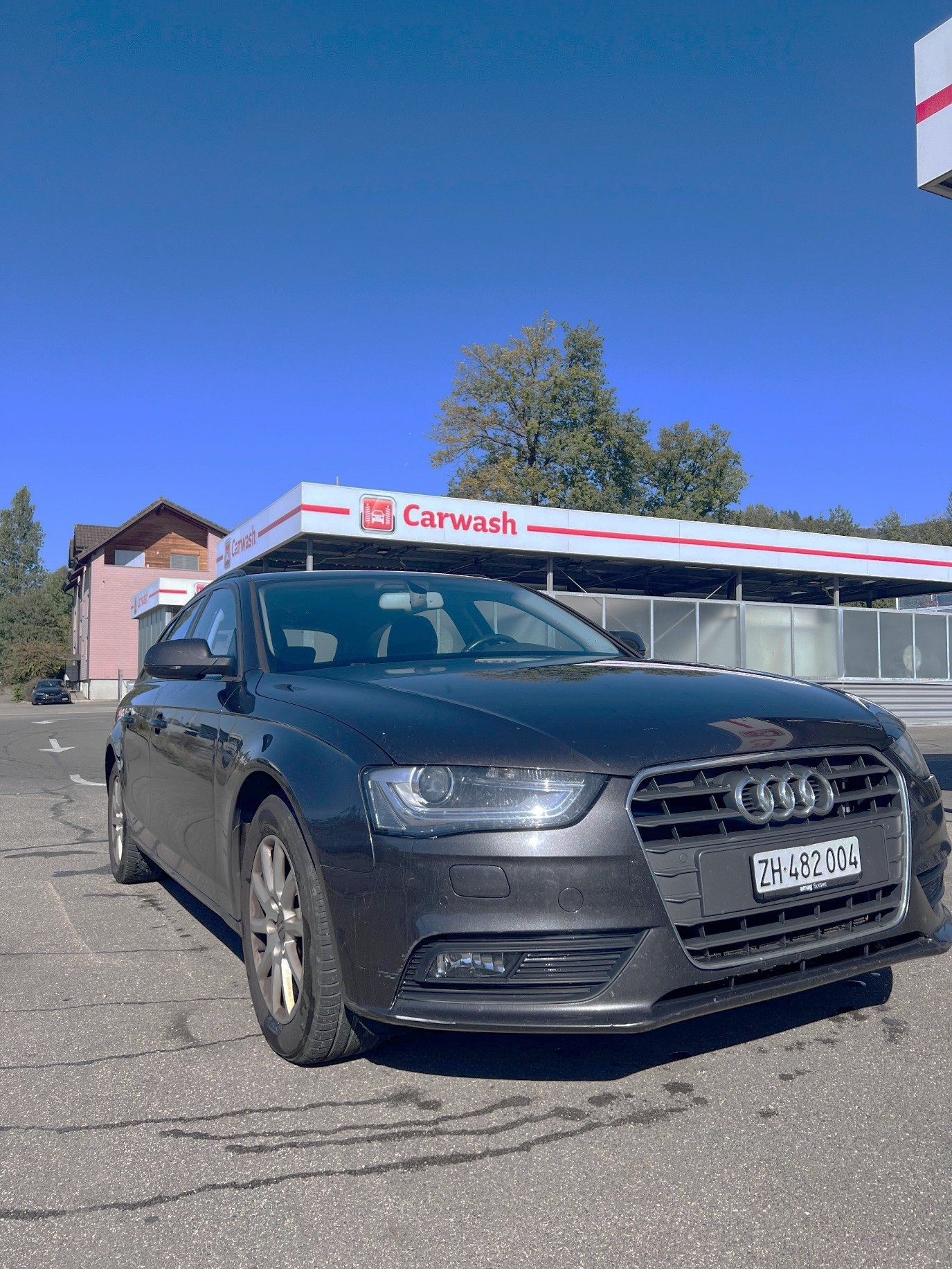 Car photo
