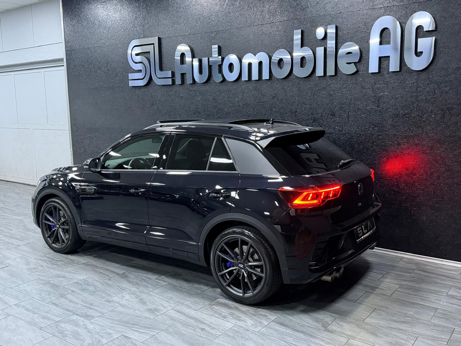 VW T-Roc 2.0 TSI R DSG 4Motion / Black Series / Vollausstattung / Leasing ab 399.- / 24 Monate Garantie-image-4