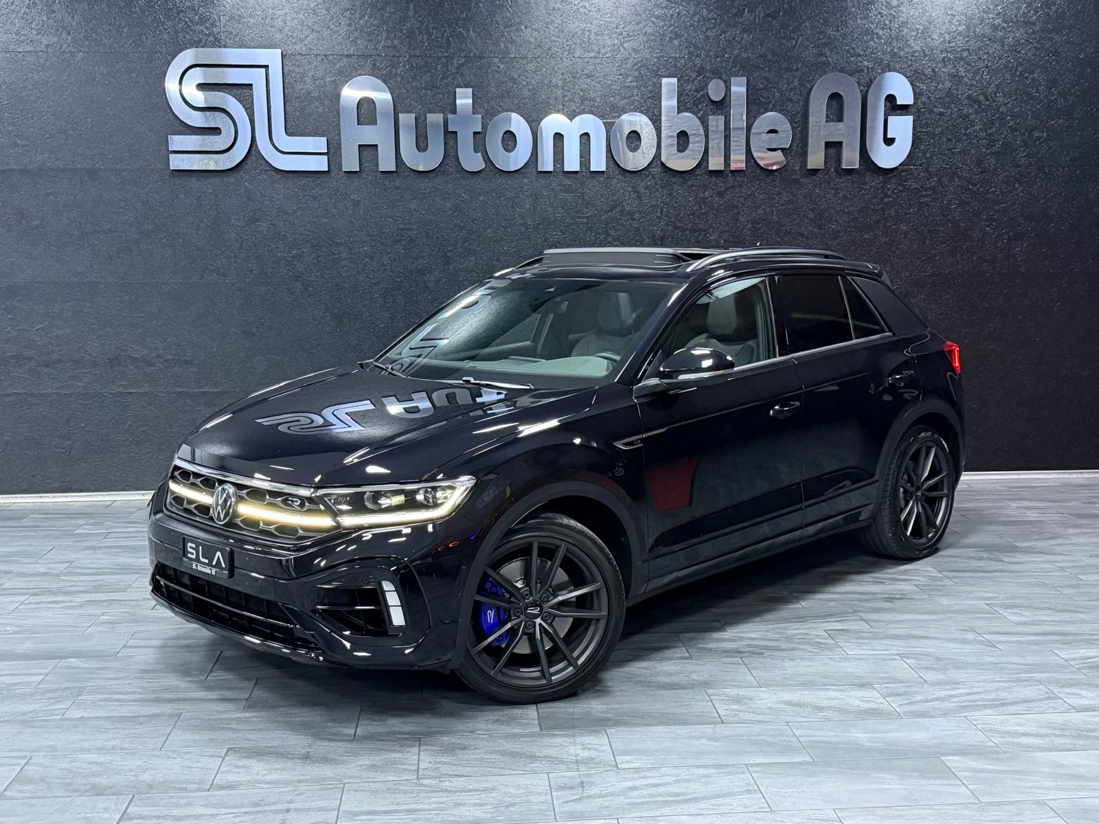 VW T-Roc 2.0 TSI R DSG 4Motion / Black Series / Vollausstattung / Leasing ab 399.- / 24 Monate Garantie-image-0