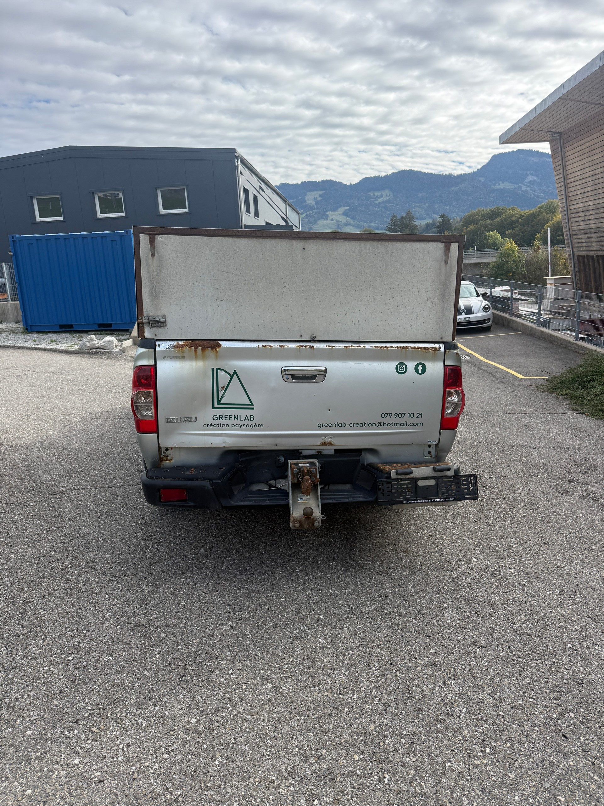 ISUZU D-MAX CrewCab LS 2.5 4x4-image-2