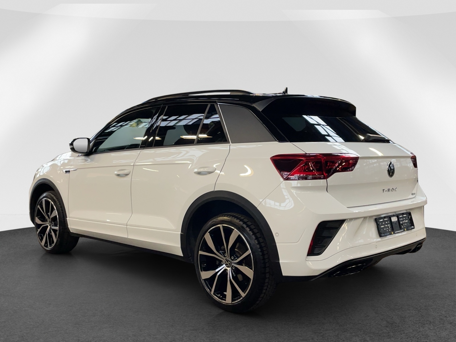 VW T-Roc 2.0 TSI R-Line DSG 4motion-image-4