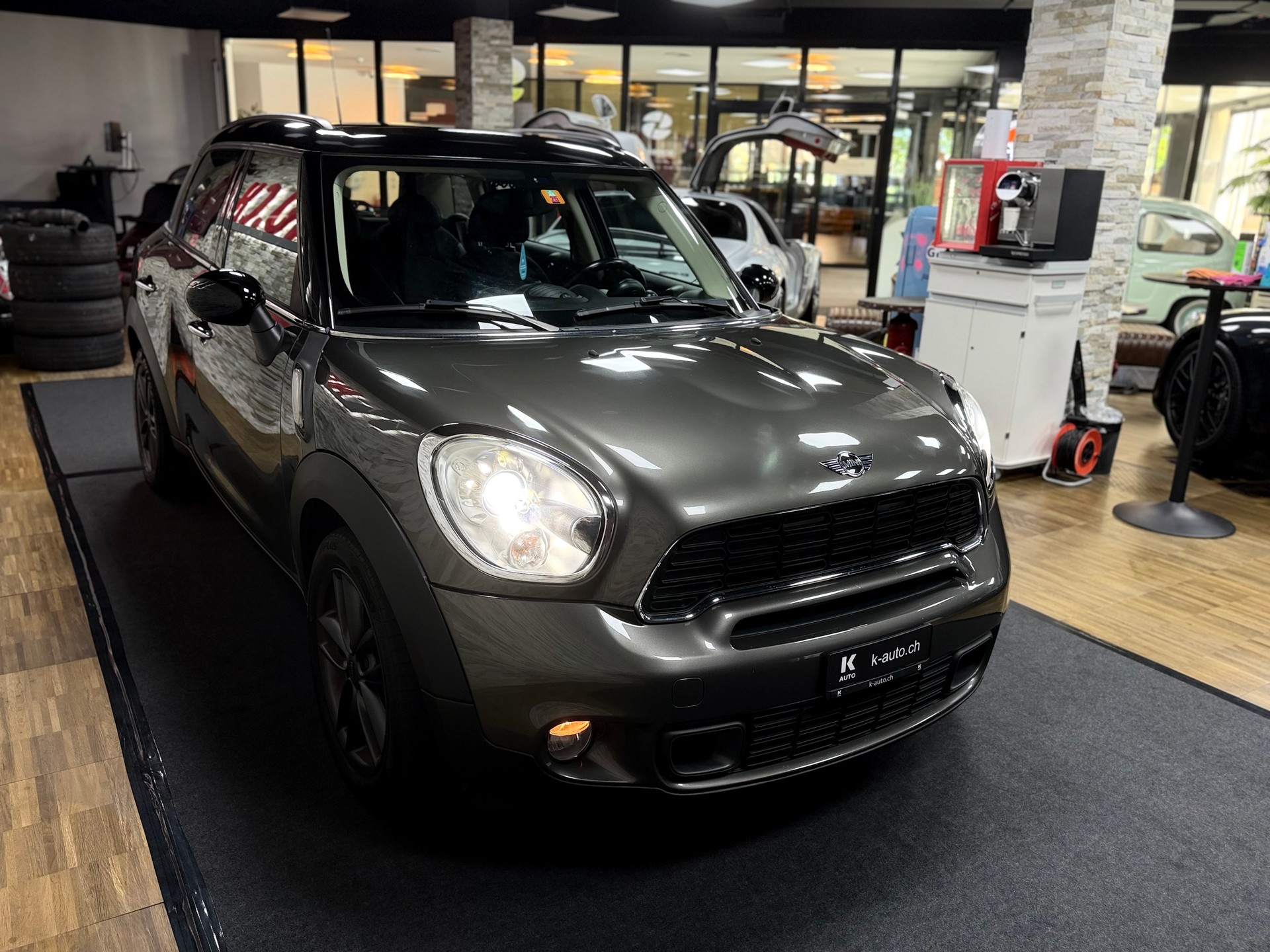 MINI Countryman Cooper S FWD Steptronic-image-5