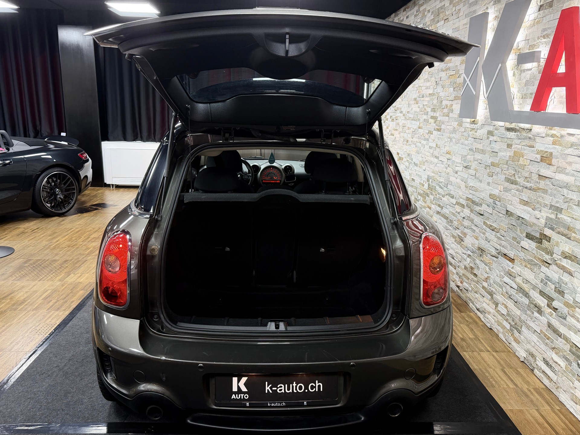 MINI Countryman Cooper S FWD Steptronic-image-17