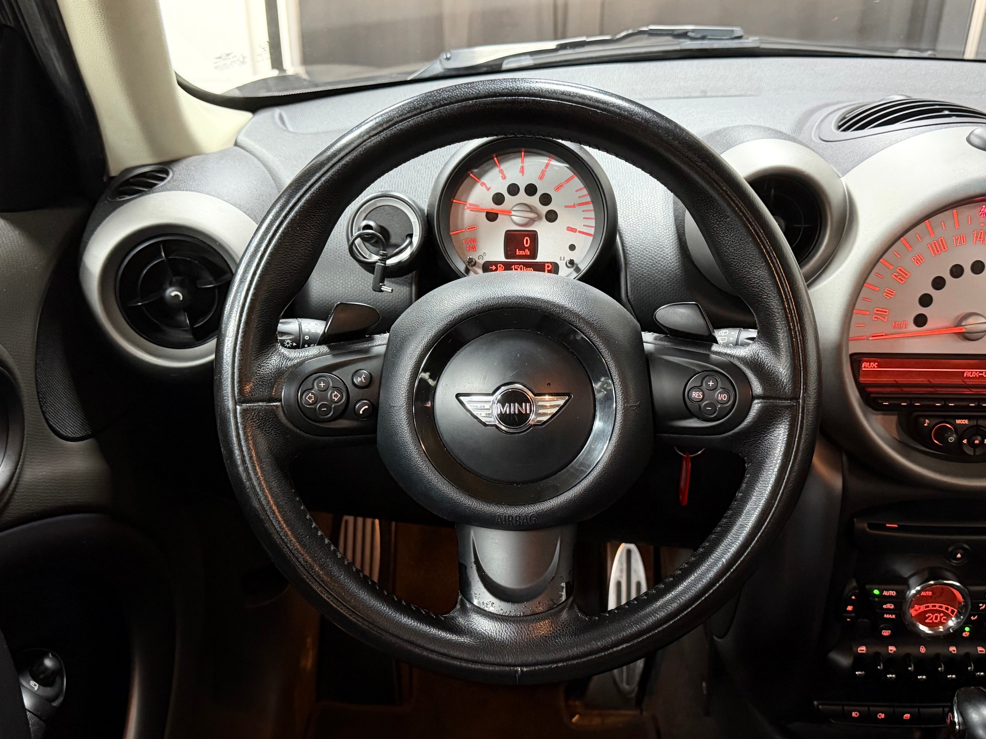 MINI Countryman Cooper S FWD Steptronic-image-10