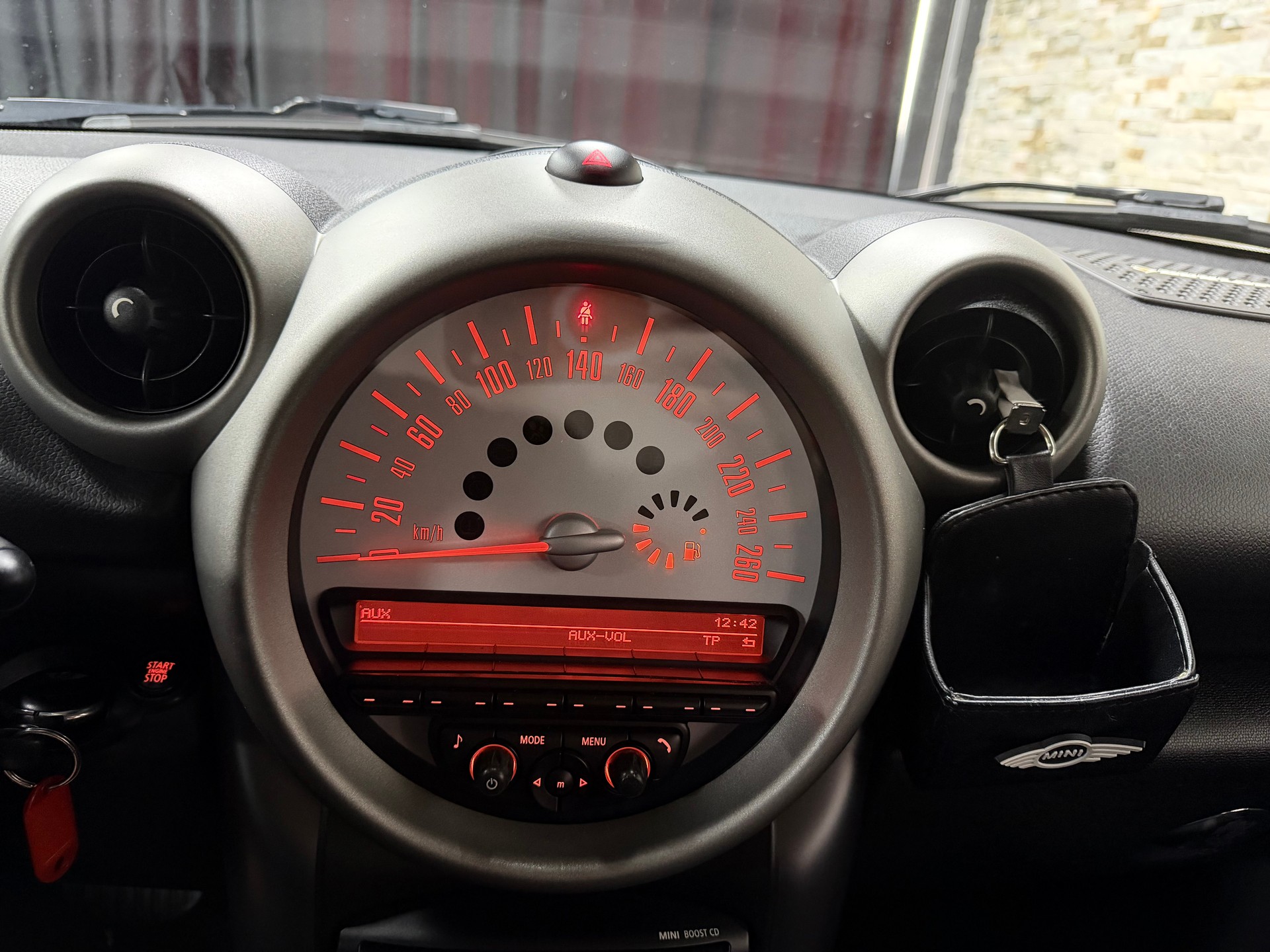 MINI Countryman Cooper S FWD Steptronic-image-12