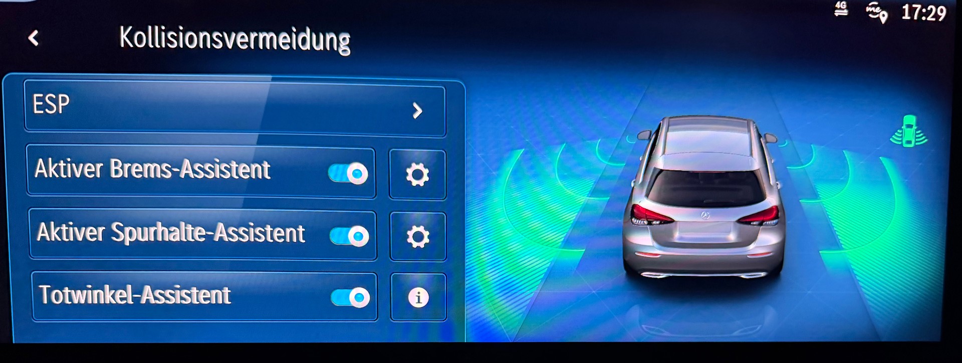 MERCEDES-BENZ A 250 AMG Line 4Matic 8G-DCT-image-15