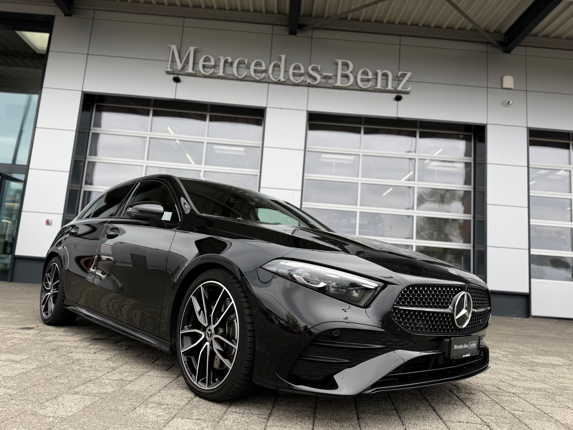 MERCEDES-BENZ A 250 AMG Line 4Matic 8G-DCT-image-0