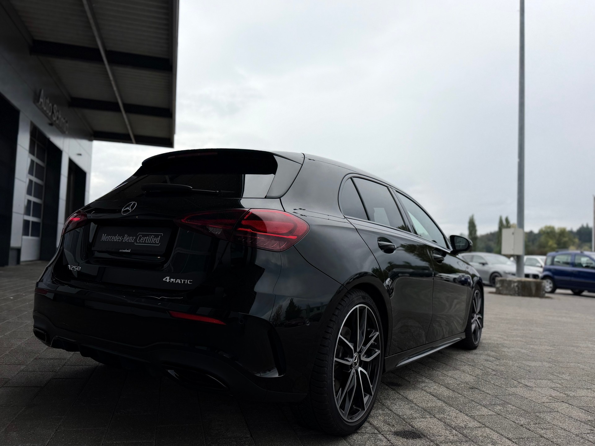 MERCEDES-BENZ A 250 AMG Line 4Matic 8G-DCT-image-1