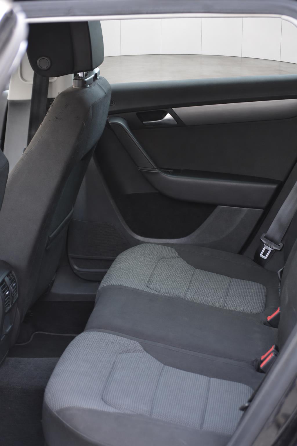 VW Passat Variant 1.8 TSI Comfortline DSG-image-10