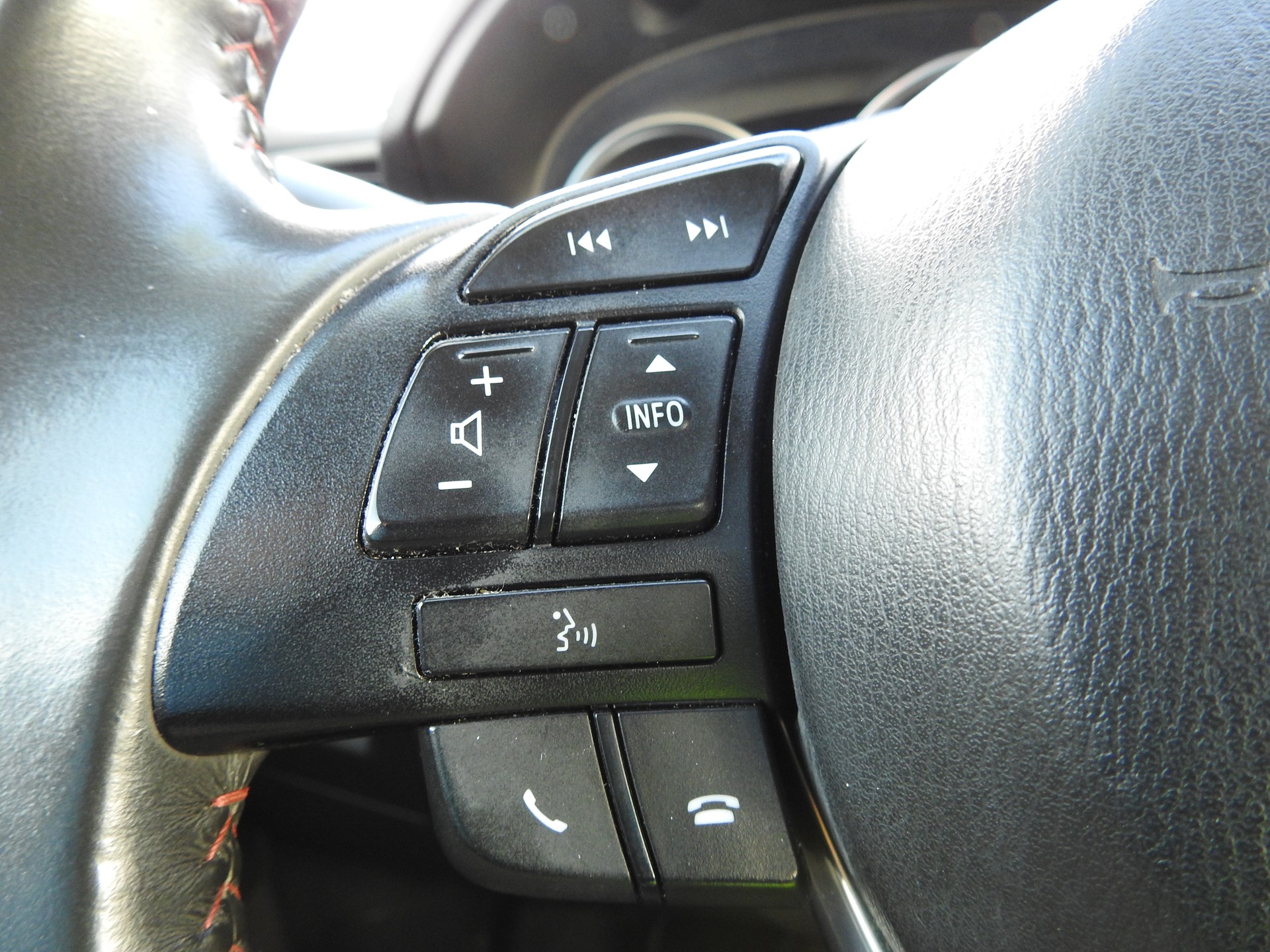 MAZDA CX-5 2.0 Ambition AWD Automatic-image-21