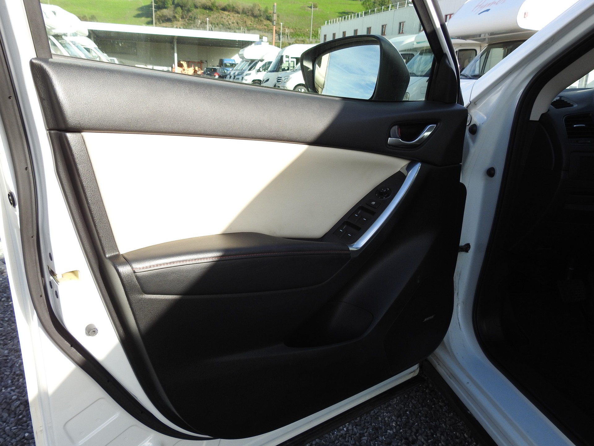 MAZDA CX-5 2.0 Ambition AWD Automatic-image-10