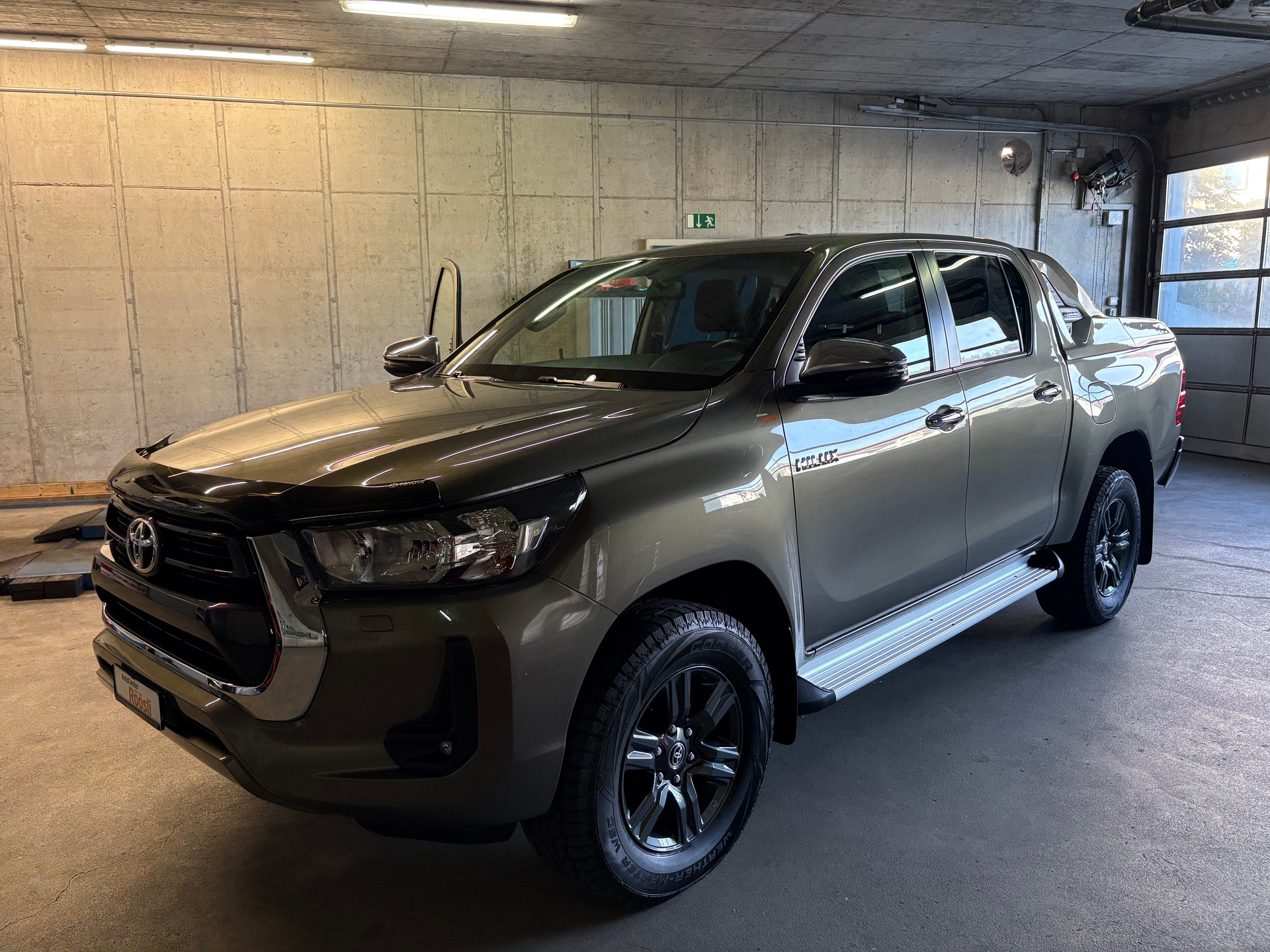 TOYOTA Hilux 2.8D-4D Style Double Cab 4x4 A-image-4