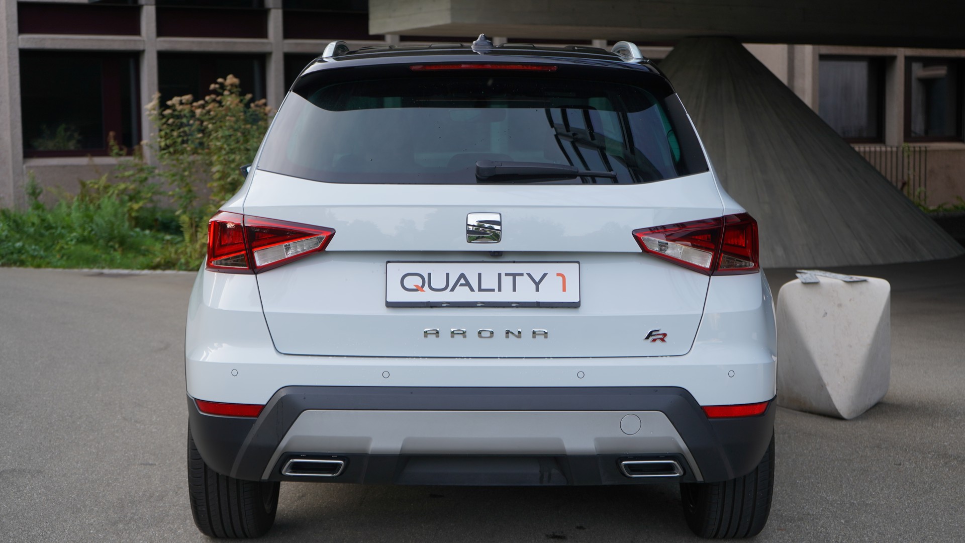 SEAT Arona 1.5 Eco TSI FR DSG-image-4