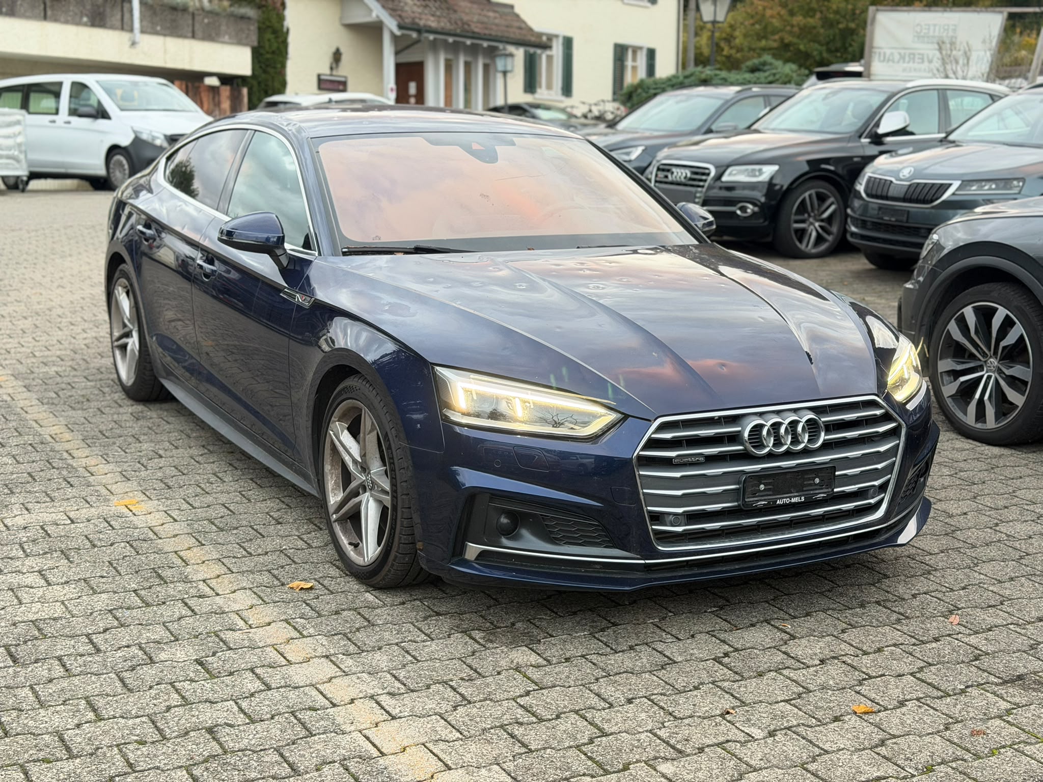 Car photo