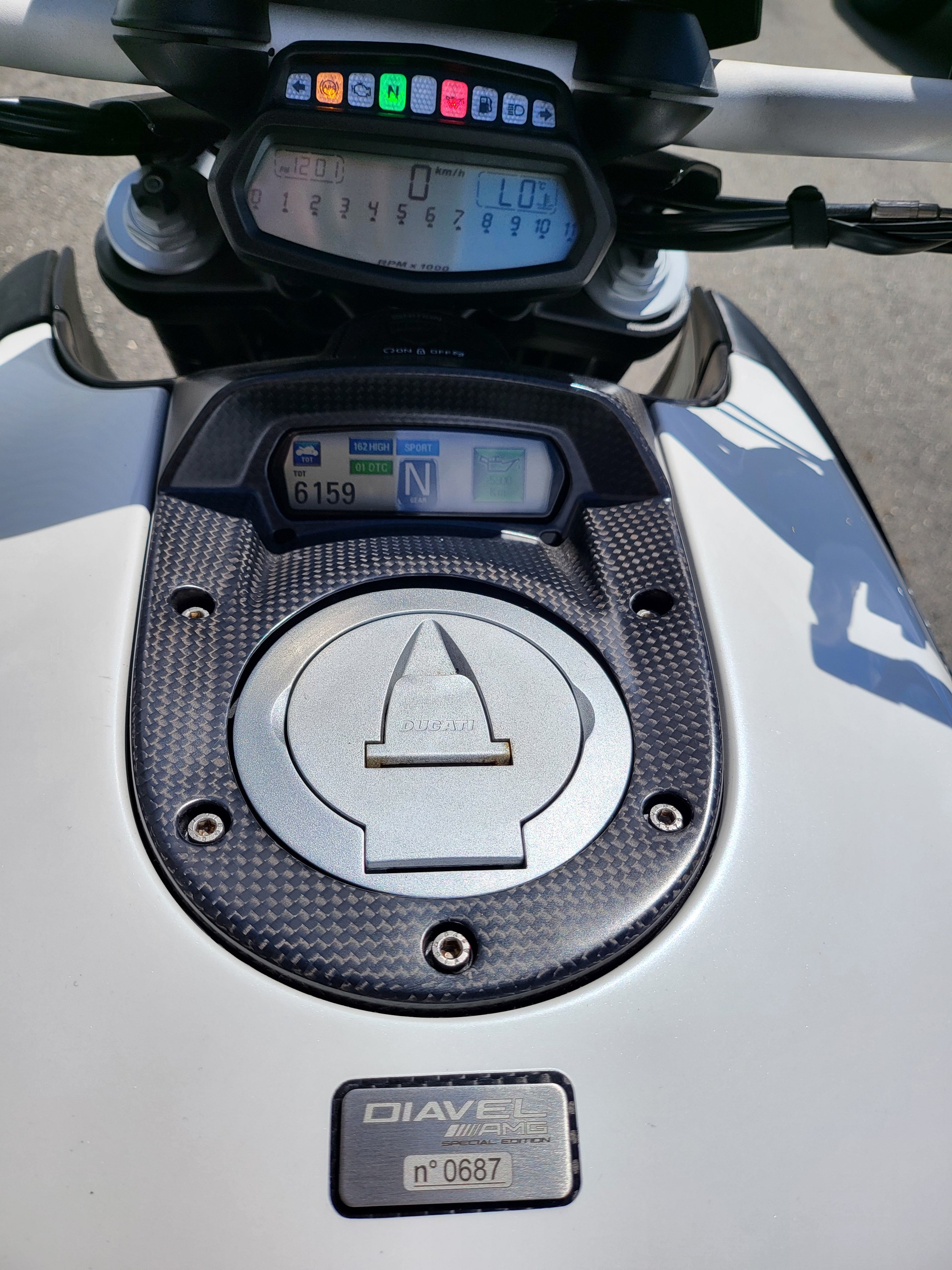 DUCATI Diavel 1200 AMG-image-6