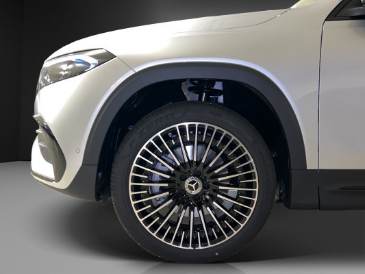 MERCEDES-BENZ EQB 350 AMG Line 4Matic-image-5