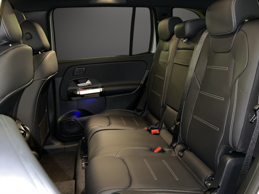 MERCEDES-BENZ EQB 350 AMG Line 4Matic-image-9