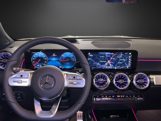 MERCEDES-BENZ EQB 350 AMG Line 4Matic-image-8