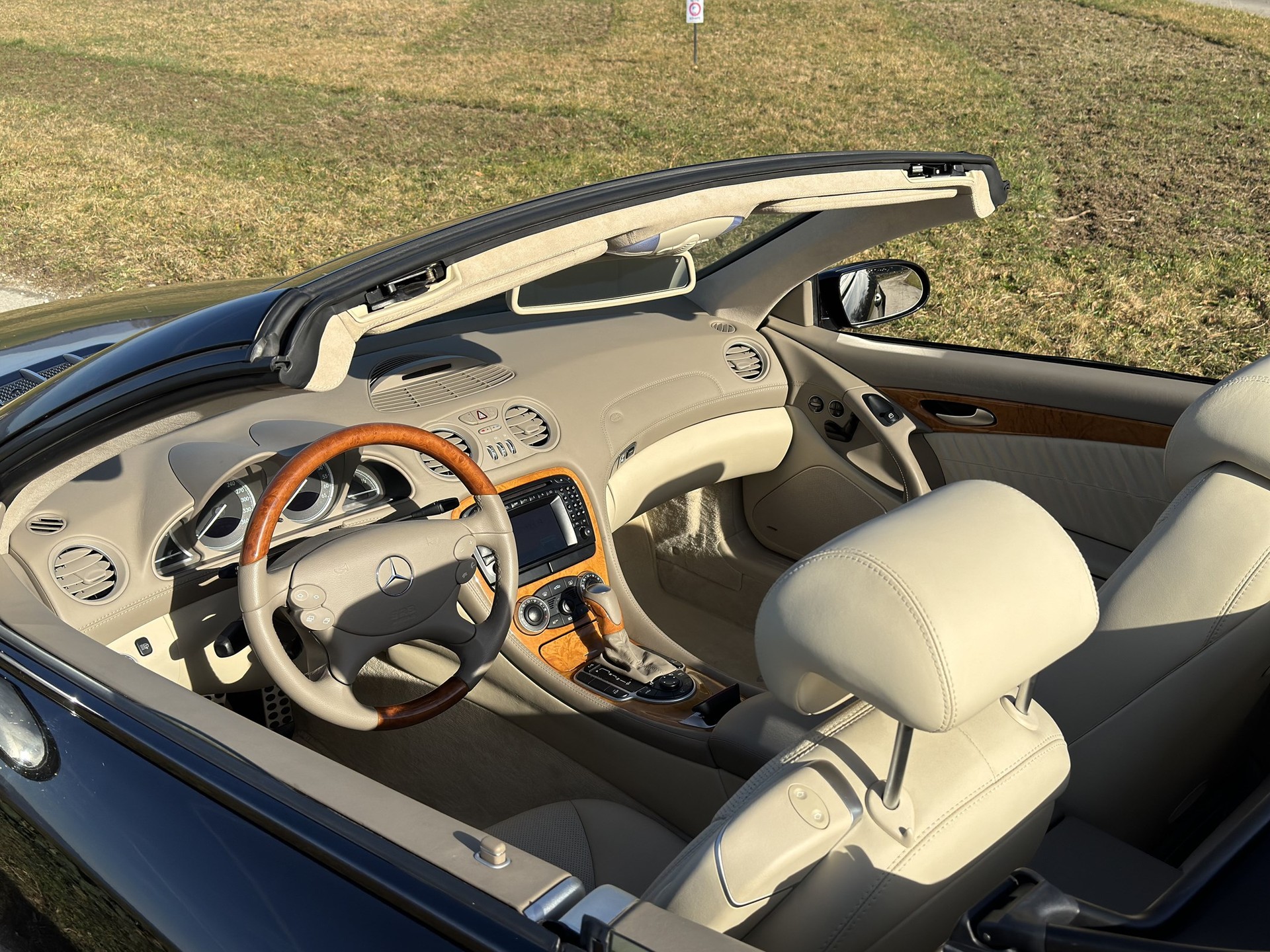 MERCEDES-BENZ SL 600 Automatic-image-12