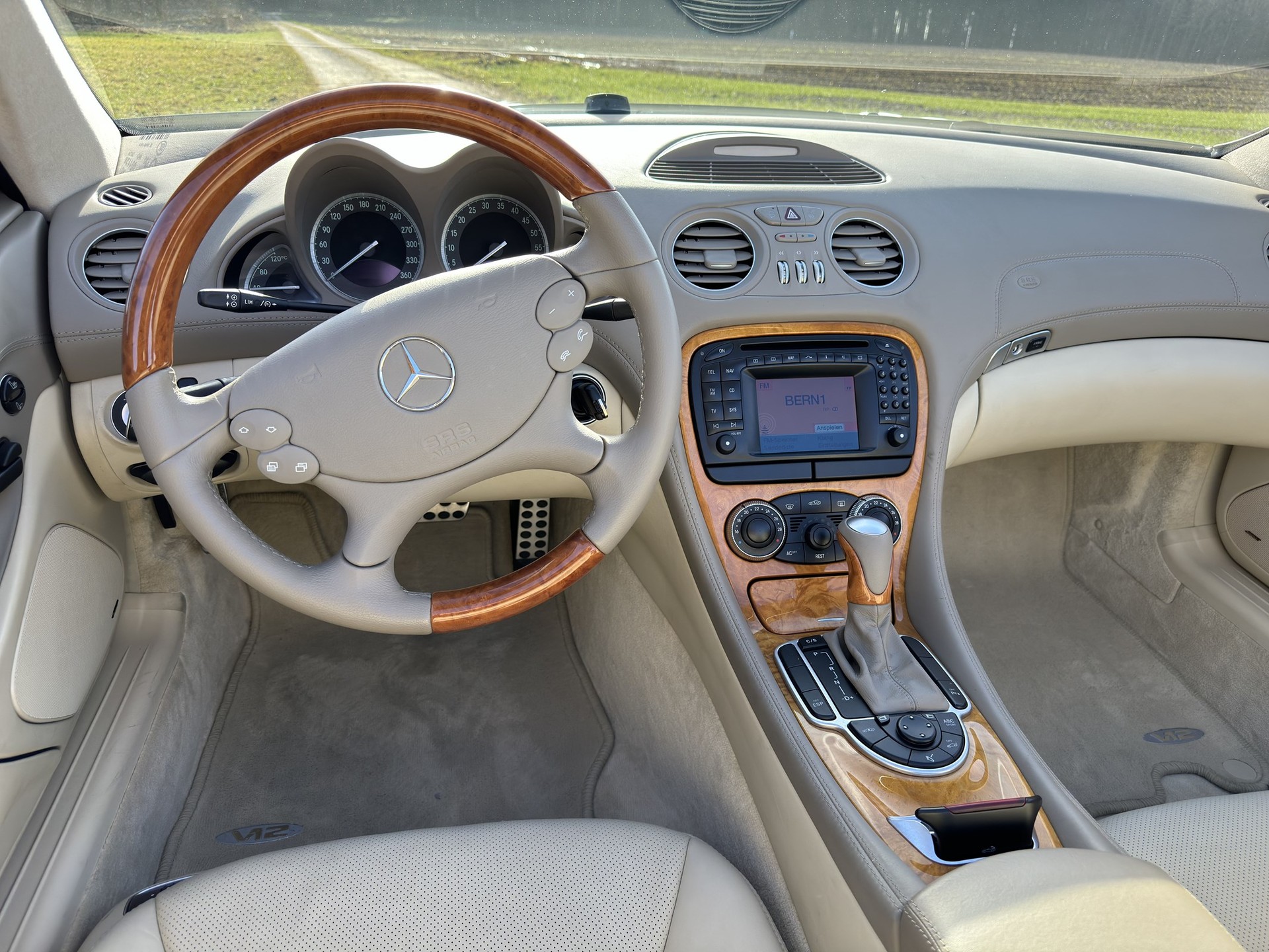 MERCEDES-BENZ SL 600 Automatic-image-8