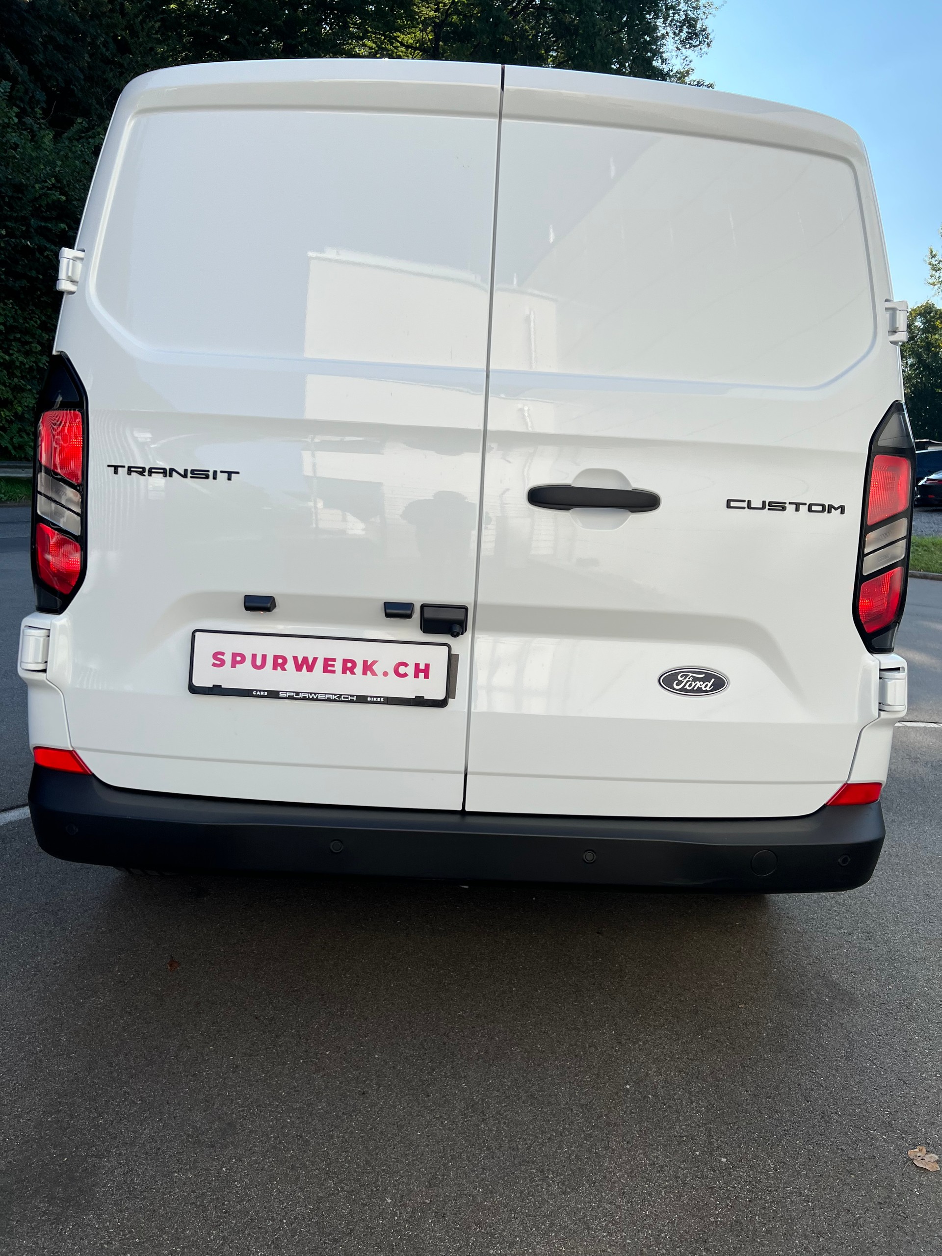 FORD Transit Custom Van 300 L1H1 Trend-image-4