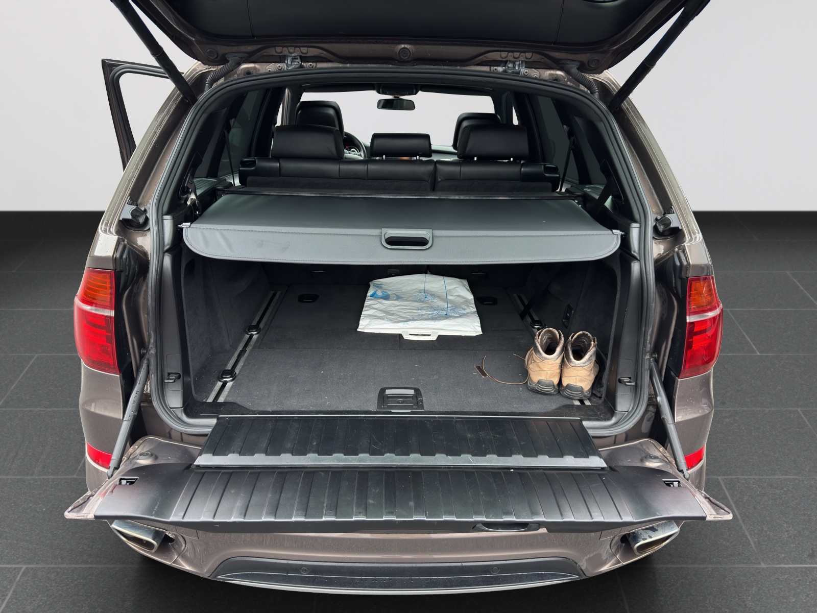 BMW X5 xDrive 40d Steptronic 7Places-image-12