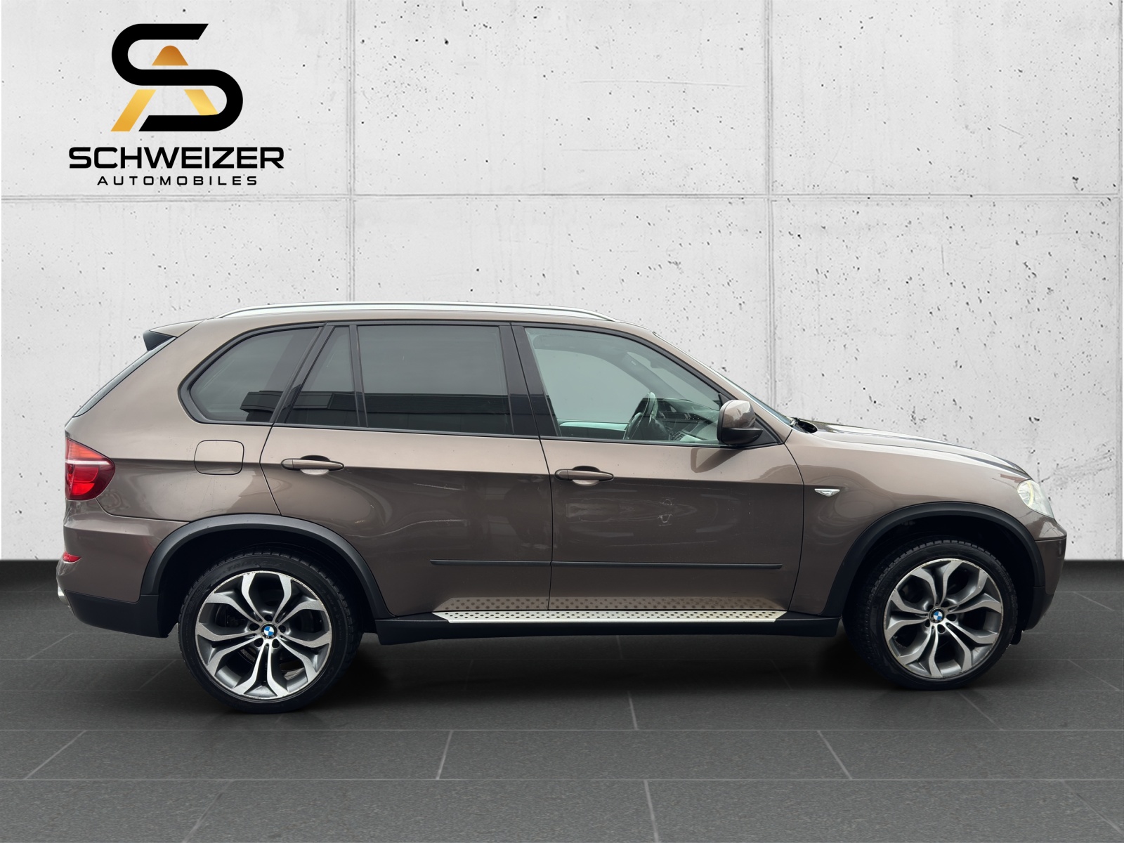 BMW X5 xDrive 40d Steptronic 7Places-image-4