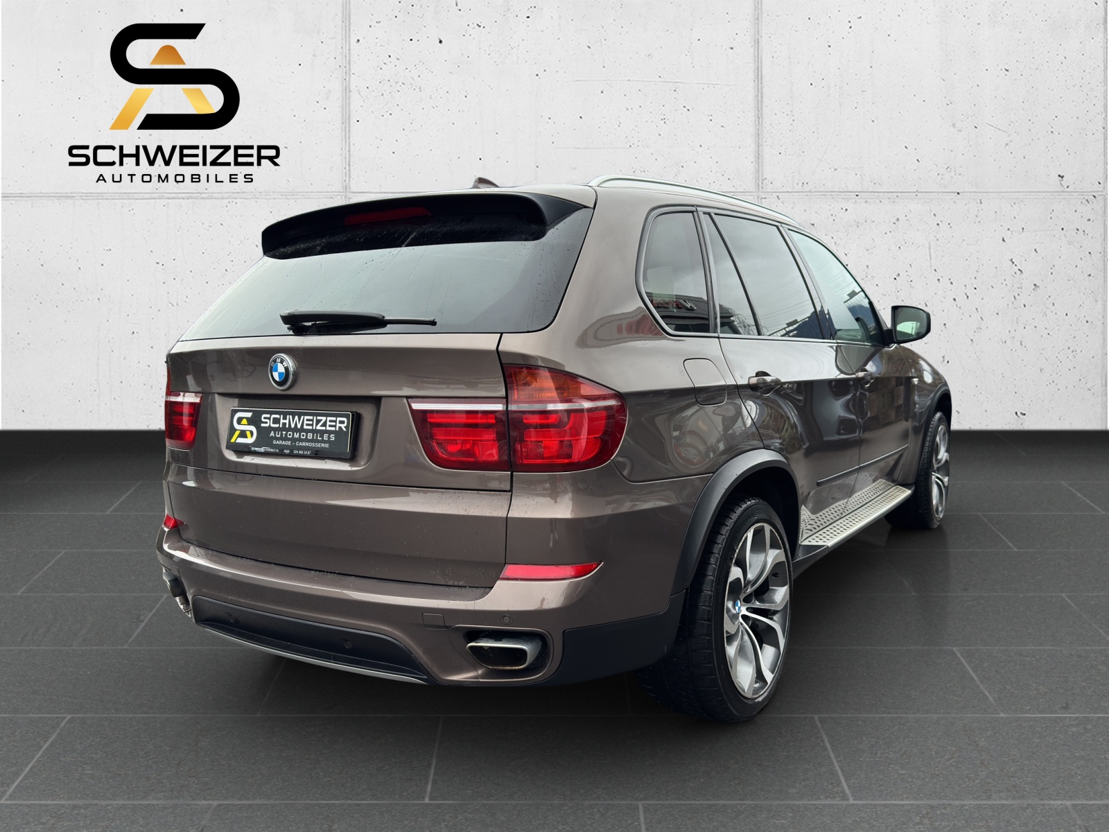 BMW X5 xDrive 40d Steptronic 7Places-image-6