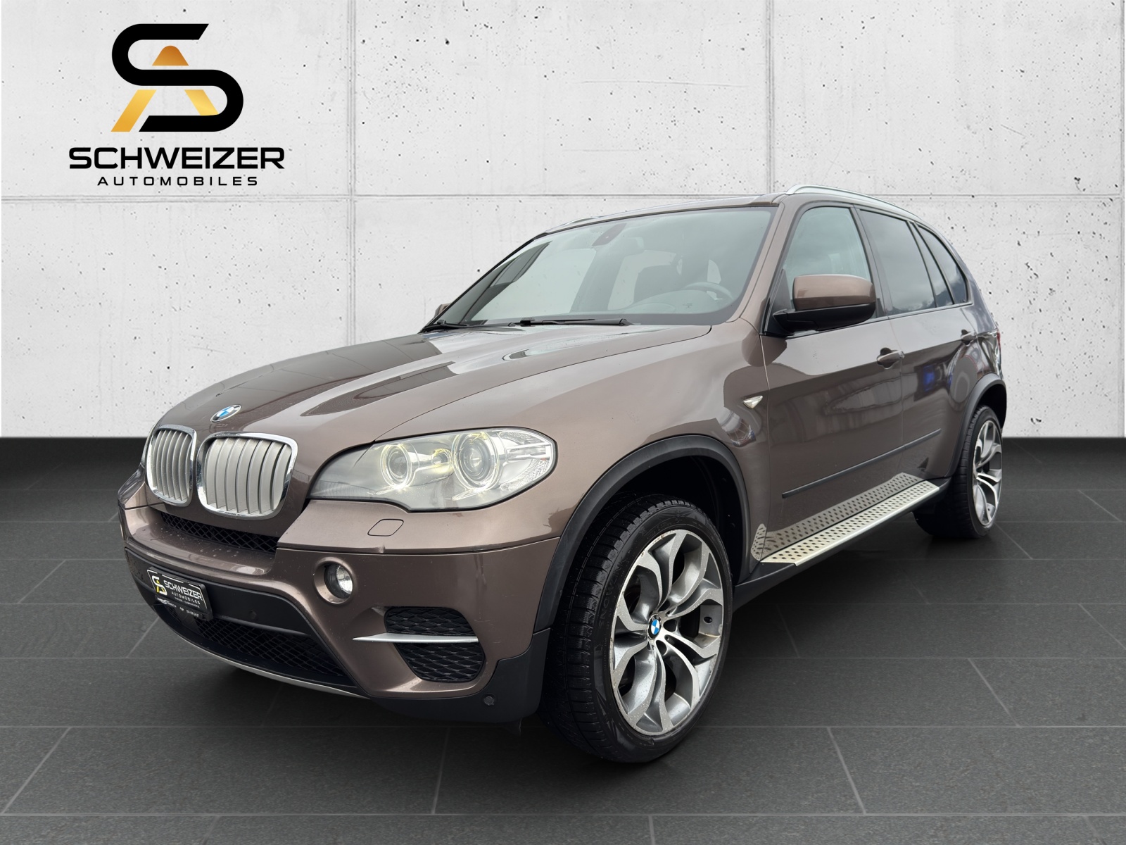 BMW X5 xDrive 40d Steptronic 7Places-image-0