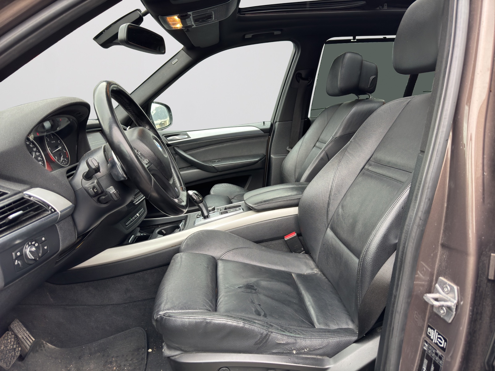 BMW X5 xDrive 40d Steptronic 7Places-image-9