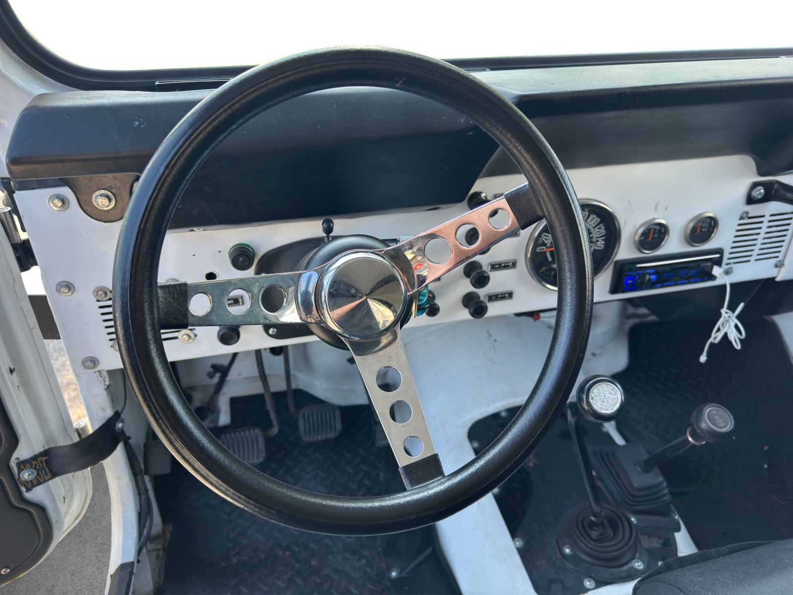 JEEP CJ7 / 4.2-image-8