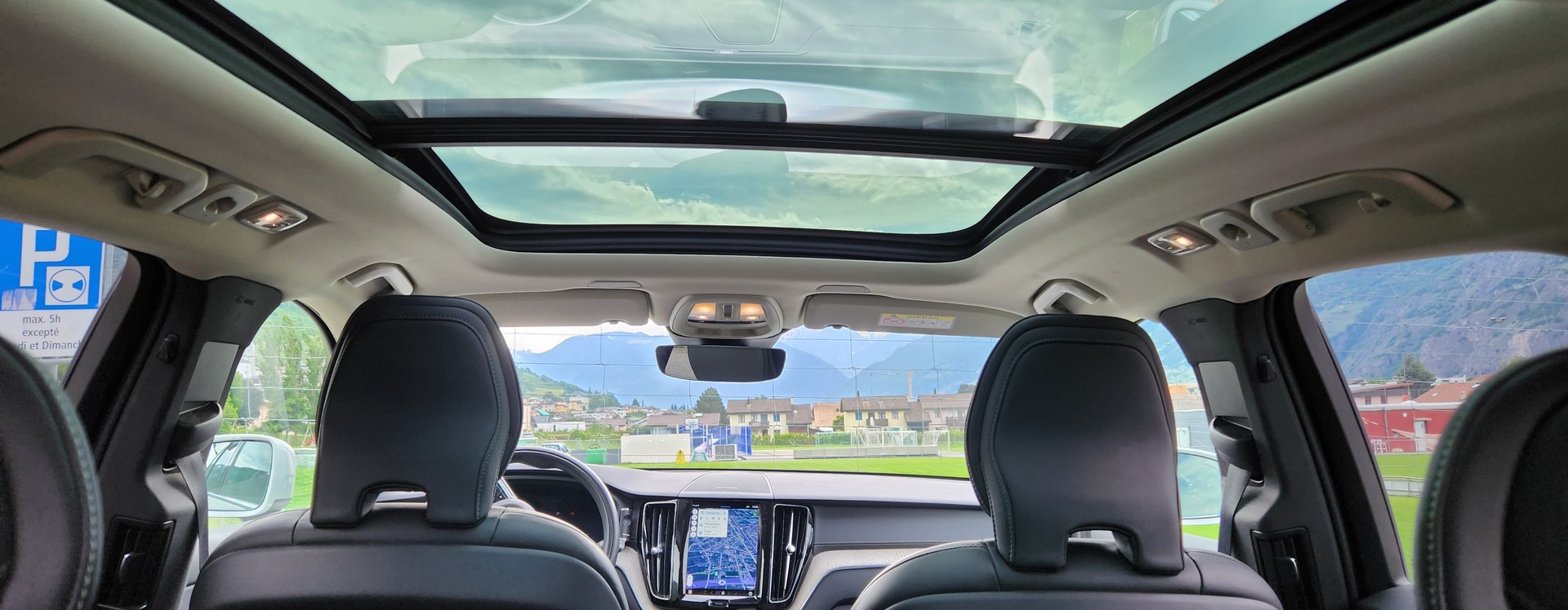 VOLVO XC60 T6 eAWD Inscription modèle 2022,rechargeable, crochet de remorque-image-16